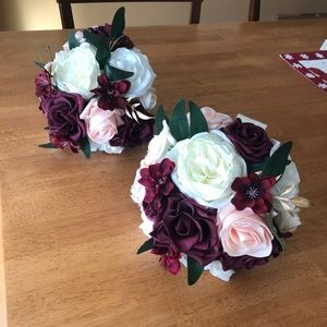 Lings Romantic Marsala flowers arrangement Bride Bridesmaid toss bouquet wedding